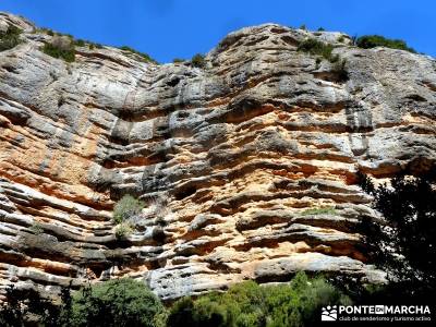 Viaje Semana Santa - Mallos Riglos - Jaca; rutas senderistas; imagenes de senderismo;sitios a visita